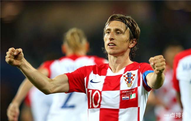 榜首战！中国女排赢酣畅淋漓一胜 李盈莹的替补揽得分王