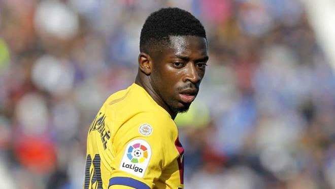 摸吉祥物女演员胸部，前塞尔塔队长马略被判赔偿1000欧