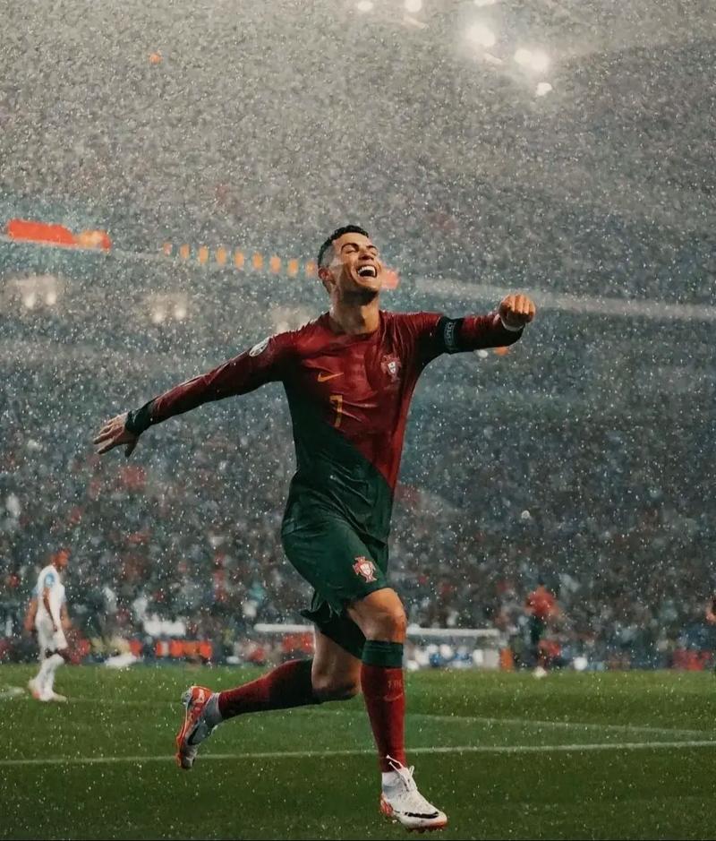 国安客战河内达万替补，据悉球员有小伤在身