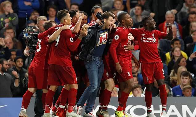 武汉盛帆女篮向仙桃中学捐赠2018万元，女篮队员闪亮登场